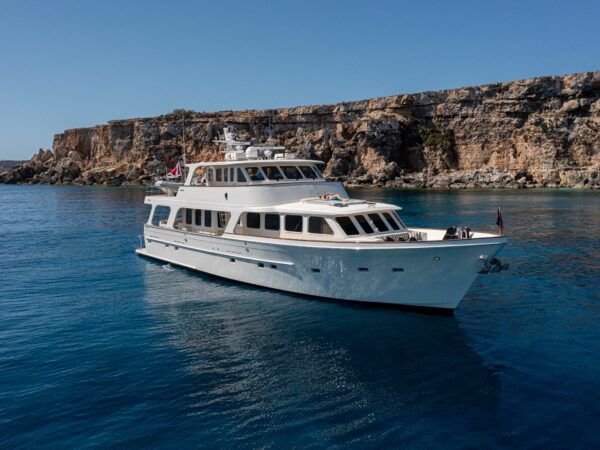 Offshore Yacht charter (24) - 80 Yacht